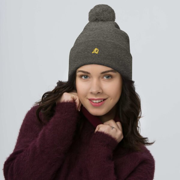 pom-pom-knit-cap-dark-heather-grey-front-693be9744da6b.jpg Enigmina