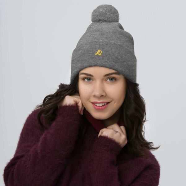 pom-pom-knit-cap-heather-grey-front-693be9744db58.jpg Enigmina