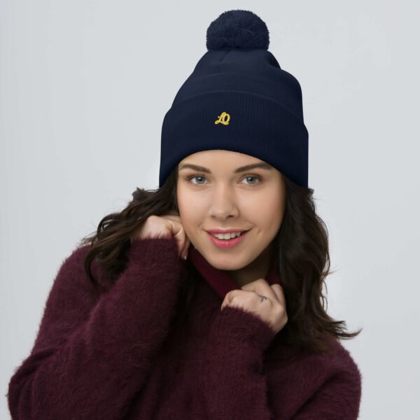 pom-pom-knit-cap-navy-front-693be9744d78f.jpg Enigmina