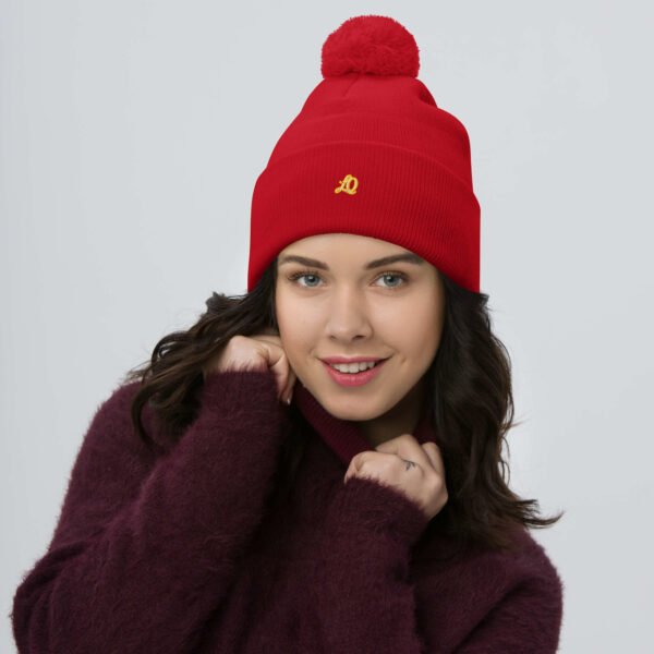 pom-pom-knit-cap-red-front-693be9744d89c.jpg Enigmina