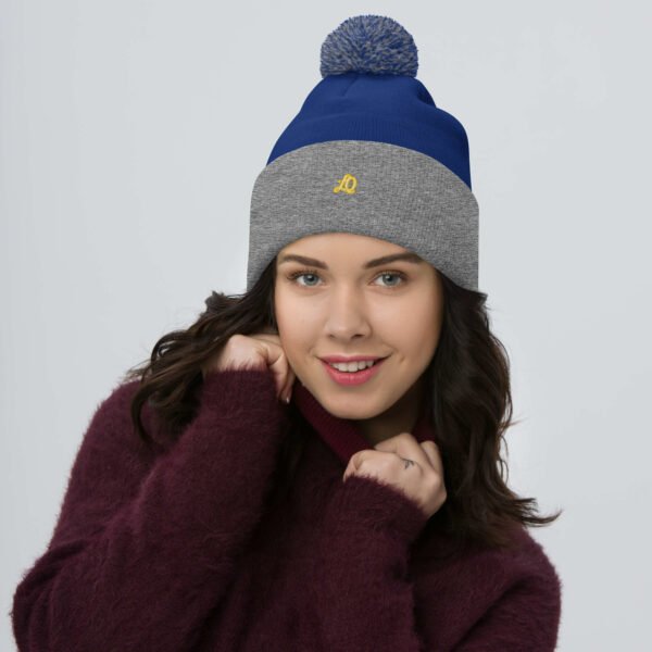 pom-pom-knit-cap-royal-heather-grey-front-693be9744d819.jpg Enigmina