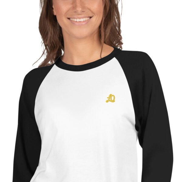 unisex-34-sleeve-raglan-shirt-white-black-zoomed-in-698bb7b66d379.jpg Avorio
