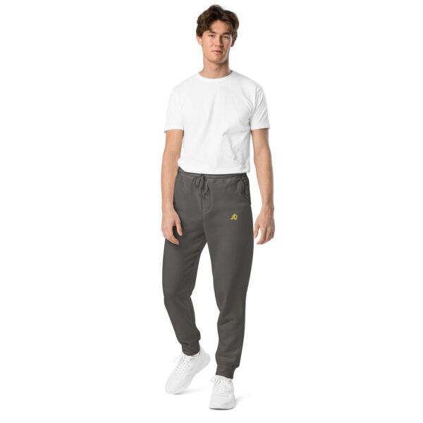unisex-pigment-dyed-sweatpants-pigment-black-front-698bb16c25001.jpg Coerenza