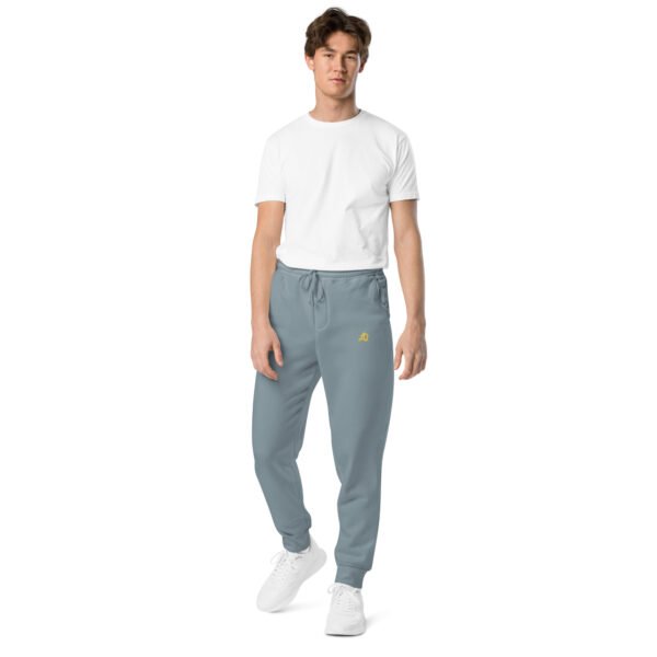unisex-pigment-dyed-sweatpants-pigment-slate-blue-front-698bb16c26307.jpg Coerenza