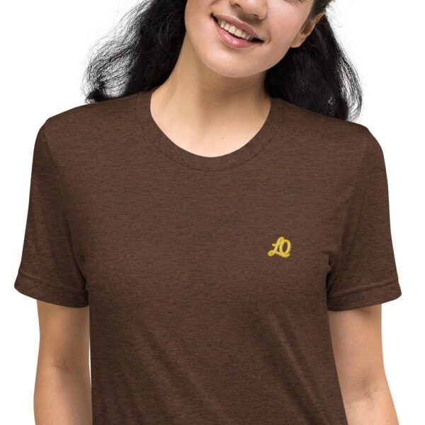 unisex-tri-blend-t-shirt-brown-triblend-zoomed-in-698bb570ce419.jpg Penombra