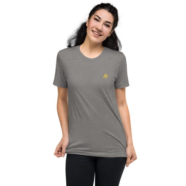 unisex-tri-blend-t-shirt-grey-triblend-front-698bb5724351d.jpg Penombra