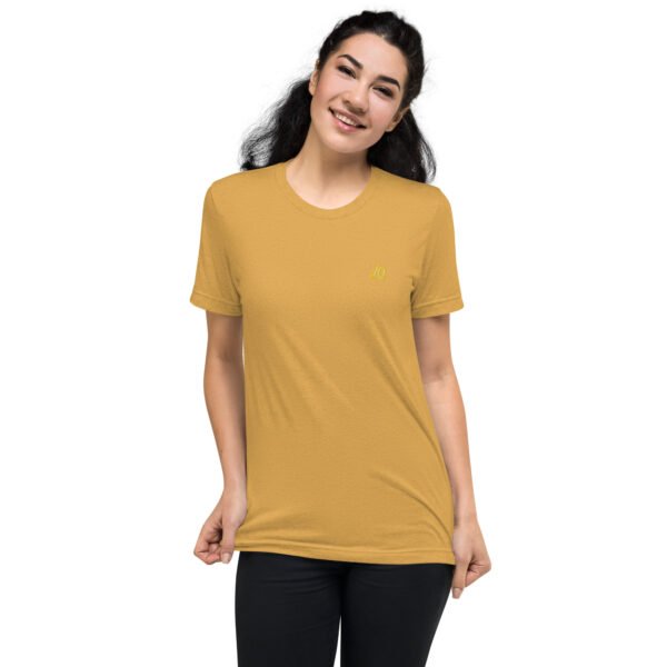 unisex-tri-blend-t-shirt-mustard-triblend-front-698bb5730bdc7.jpg Penombra