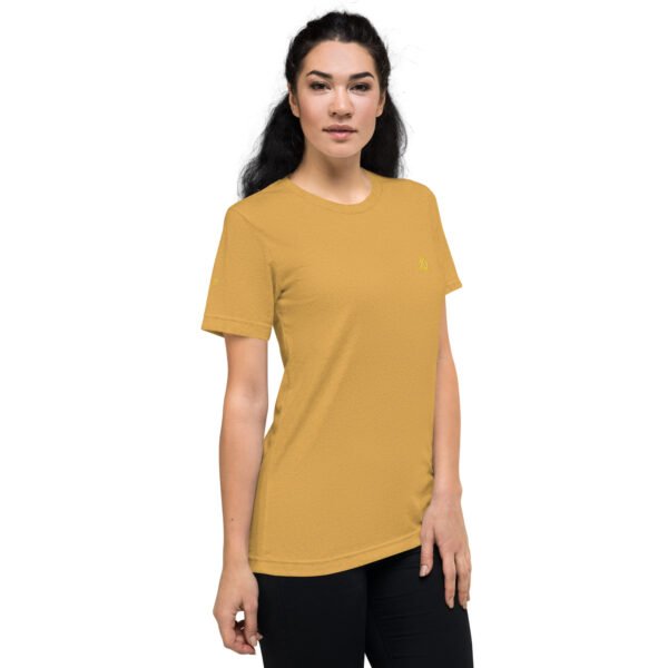 unisex-tri-blend-t-shirt-mustard-triblend-right-front-698bb573376a3.jpg Penombra