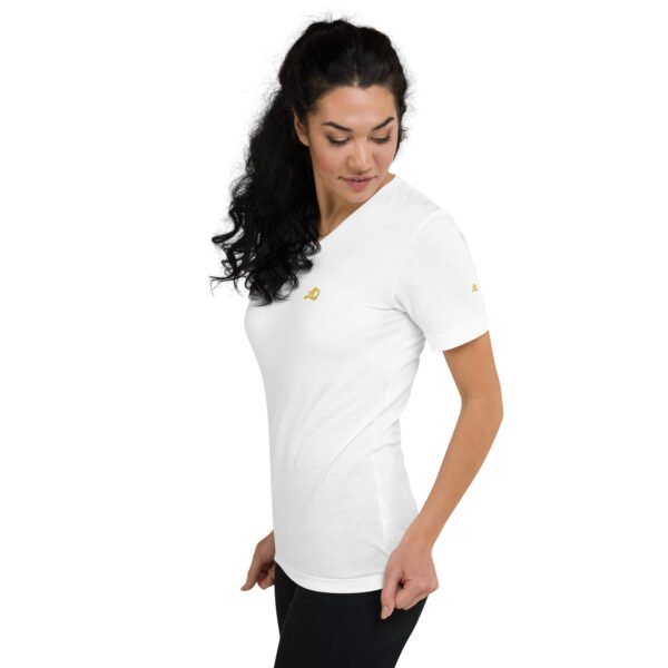 unisex-v-neck-tee-white-left-front-698bb3d8395f1.jpg Serenita